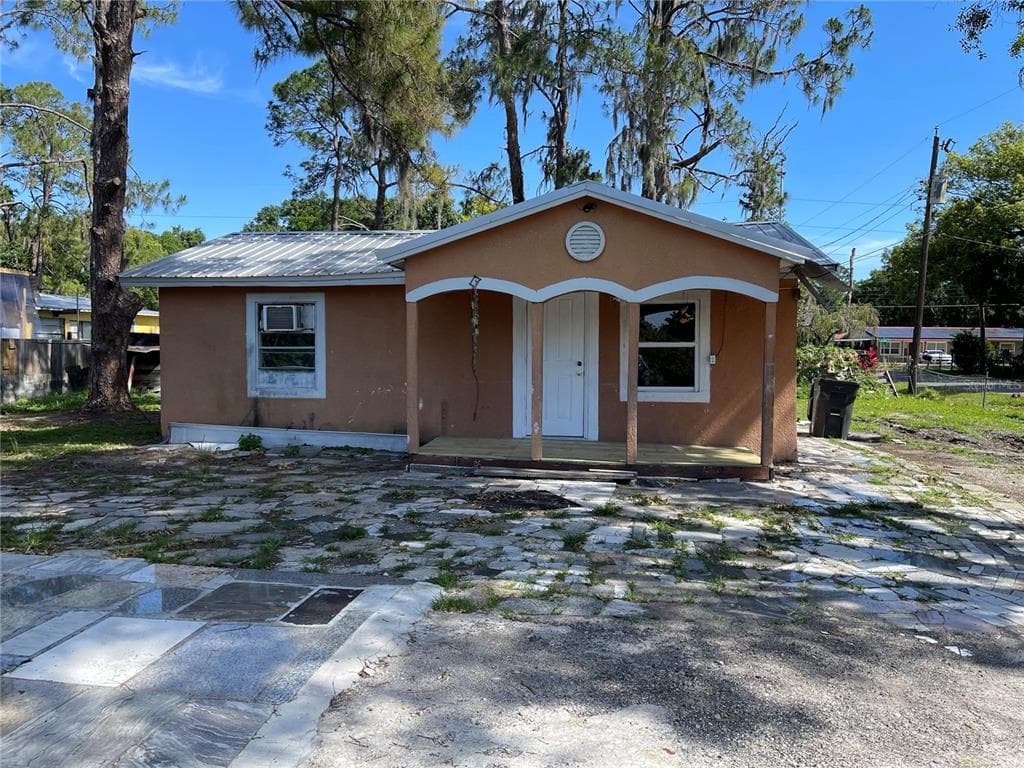 2501 W HIGHLAND STREET LAKELAND, FL 33815