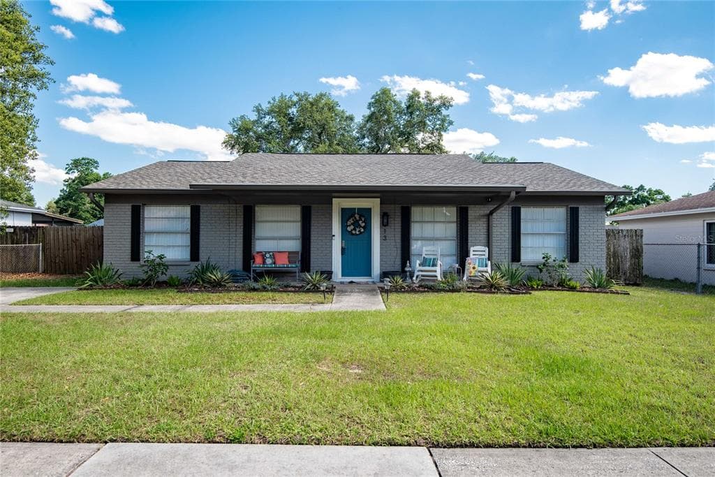 713 FALKIRK AVENUE VALRICO, FL 33594