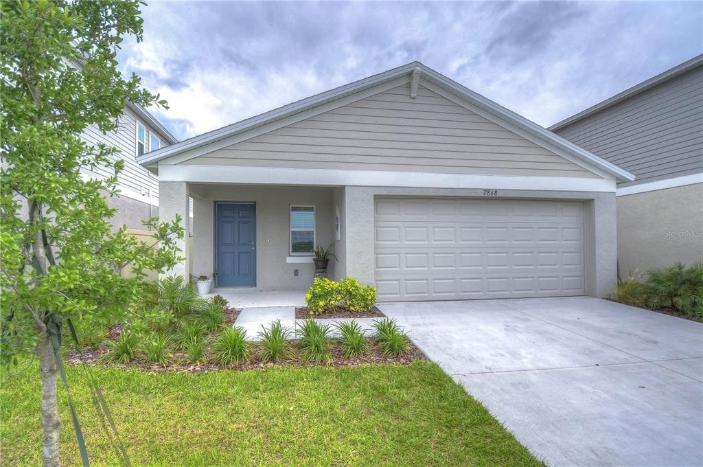 7868 PEACE LILY AVENUE WESLEY CHAPEL, FL 33545