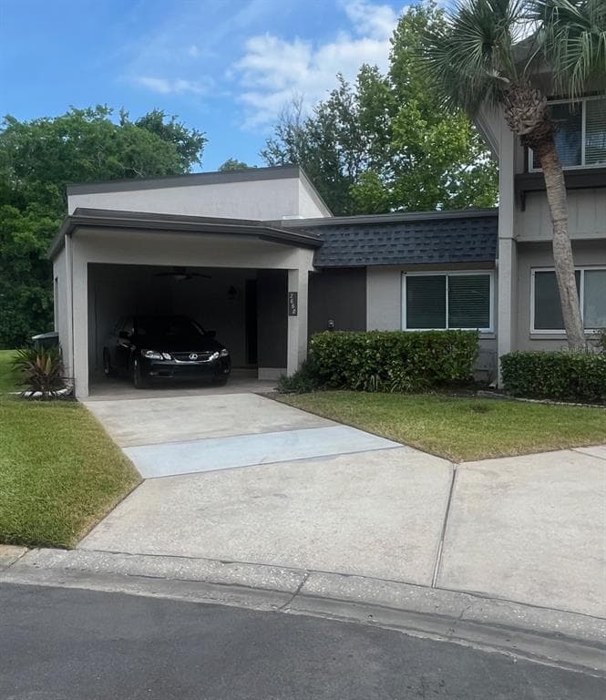 2668 BARKSDALE COURT UNIT 72 CLEARWATER, FL 33761