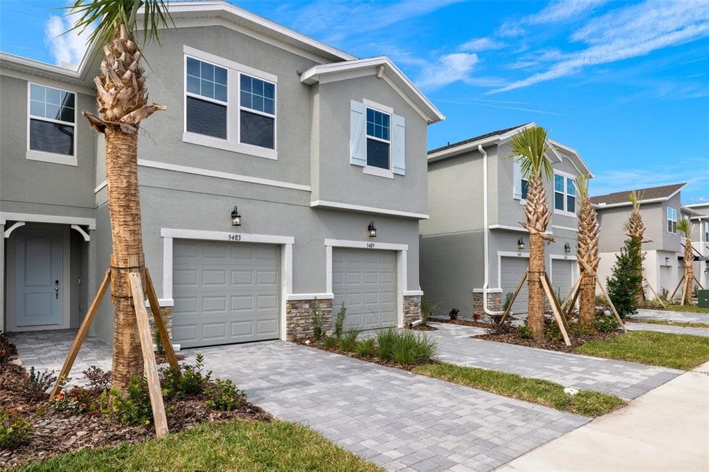5483 BROOKLET WOODS DRIVE WESLEY CHAPEL, FL 33545
