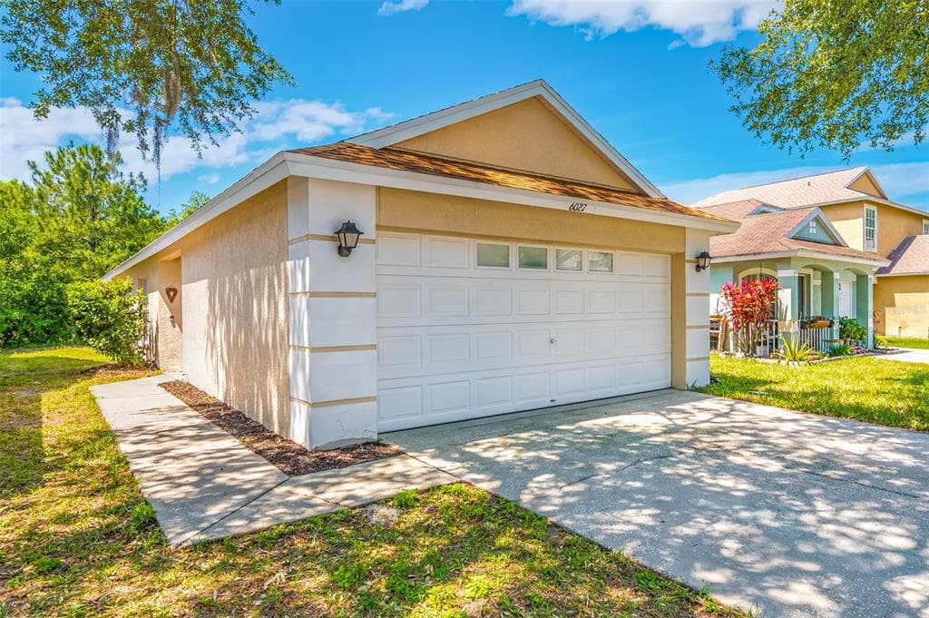 6027 SAND KEY LANE WESLEY CHAPEL, FL 33545