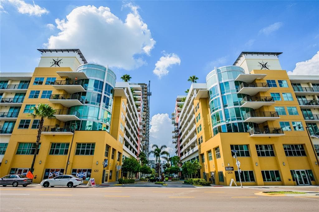 1120 E KENNEDY BOULEVARD UNIT 612 TAMPA, FL 33602