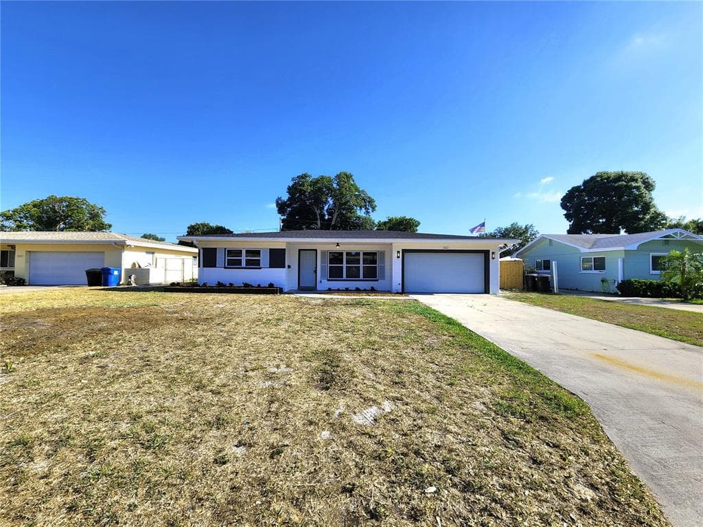 2440 68TH AVENUE S ST PETERSBURG, FL 33712