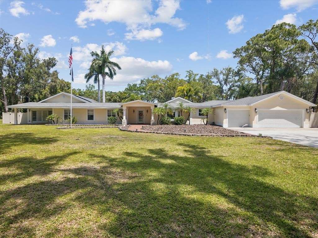 12755 74TH AVE N SEMINOLE, FL 33776