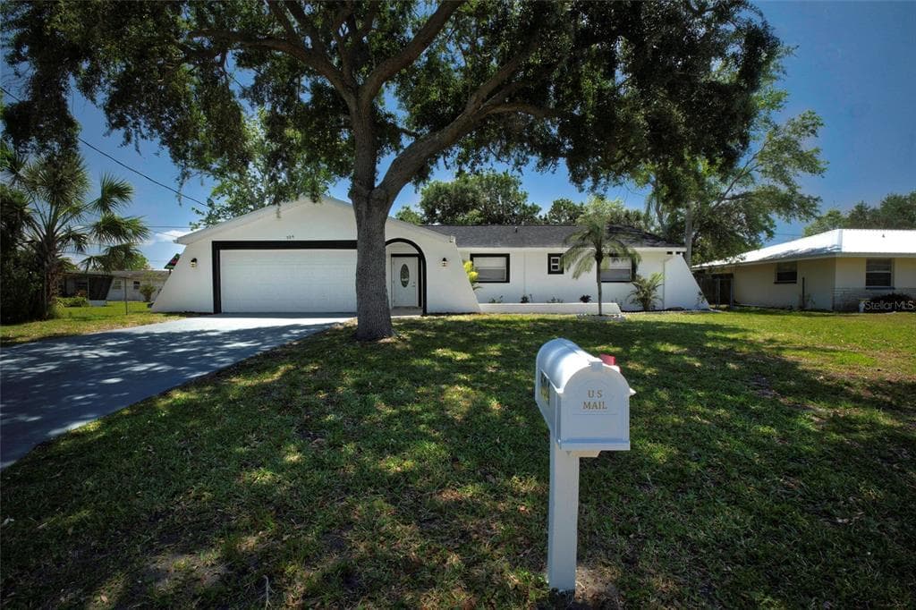 504 FIREFLY LANE APOLLO BEACH, FL 33572