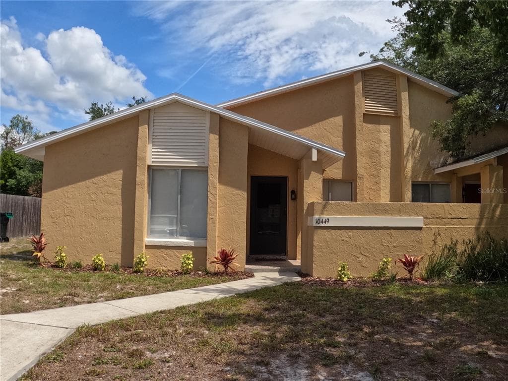 10449 RIVA RIDGE TRAIL ORLANDO, FL 32817