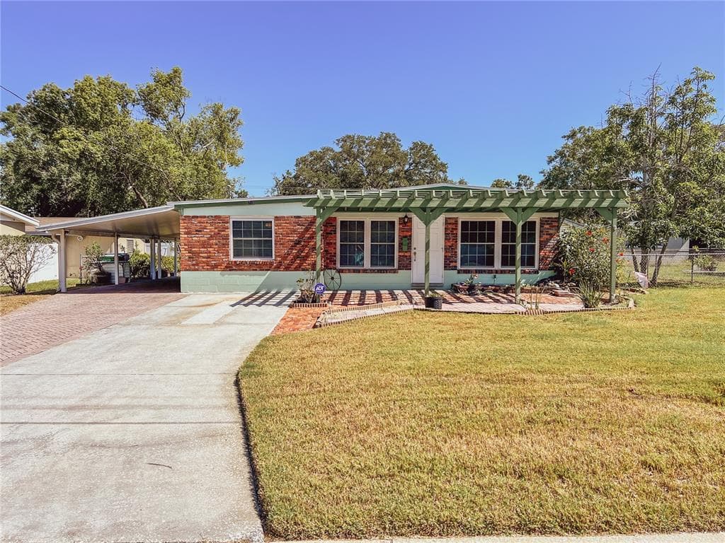 713 W 116TH AVENUE TAMPA, FL 33612