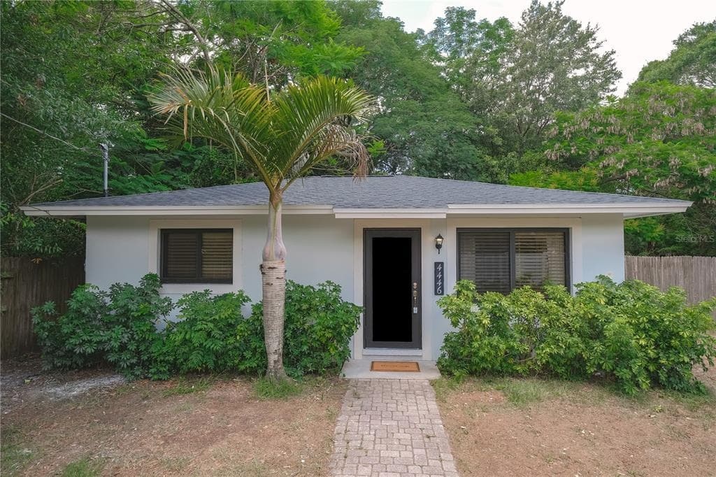 4446 FLATBUSH AVENUE SARASOTA, FL 34233
