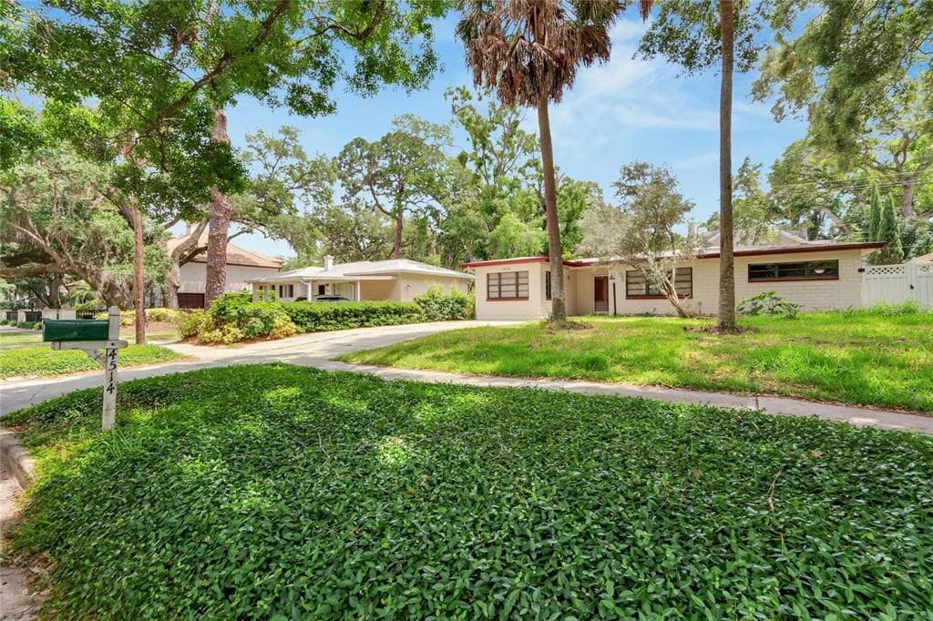 4514 W. AZEELE STREET TAMPA, FL 33609