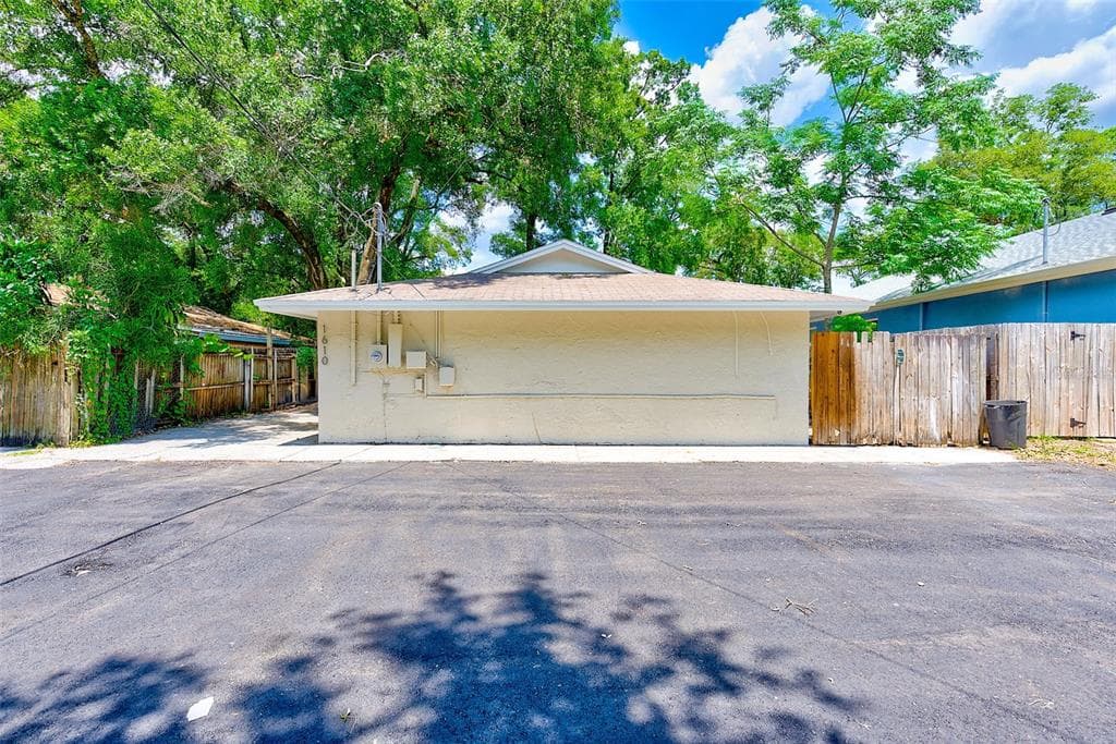 1610 E RIVER COVE STREET TAMPA, FL 33604