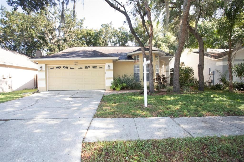 2615 WRENCREST CIRCLE VALRICO, FL 33596