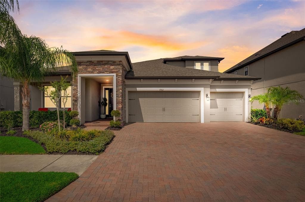 19212 BRIARBROOK DRIVE TAMPA, FL 33647