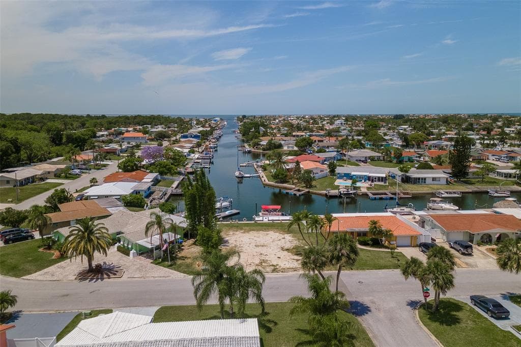 4881 SHELL STREAM BOULEVARD NEW PORT RICHEY, FL 34652