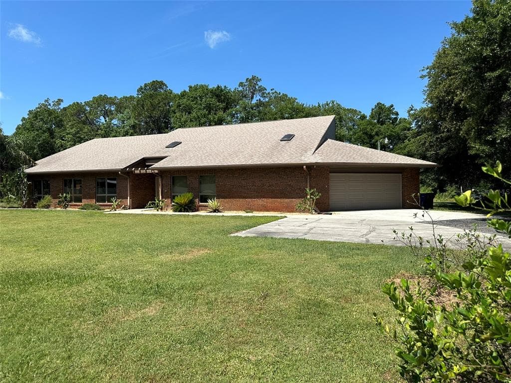 5207 FIVE ACRE ROAD
