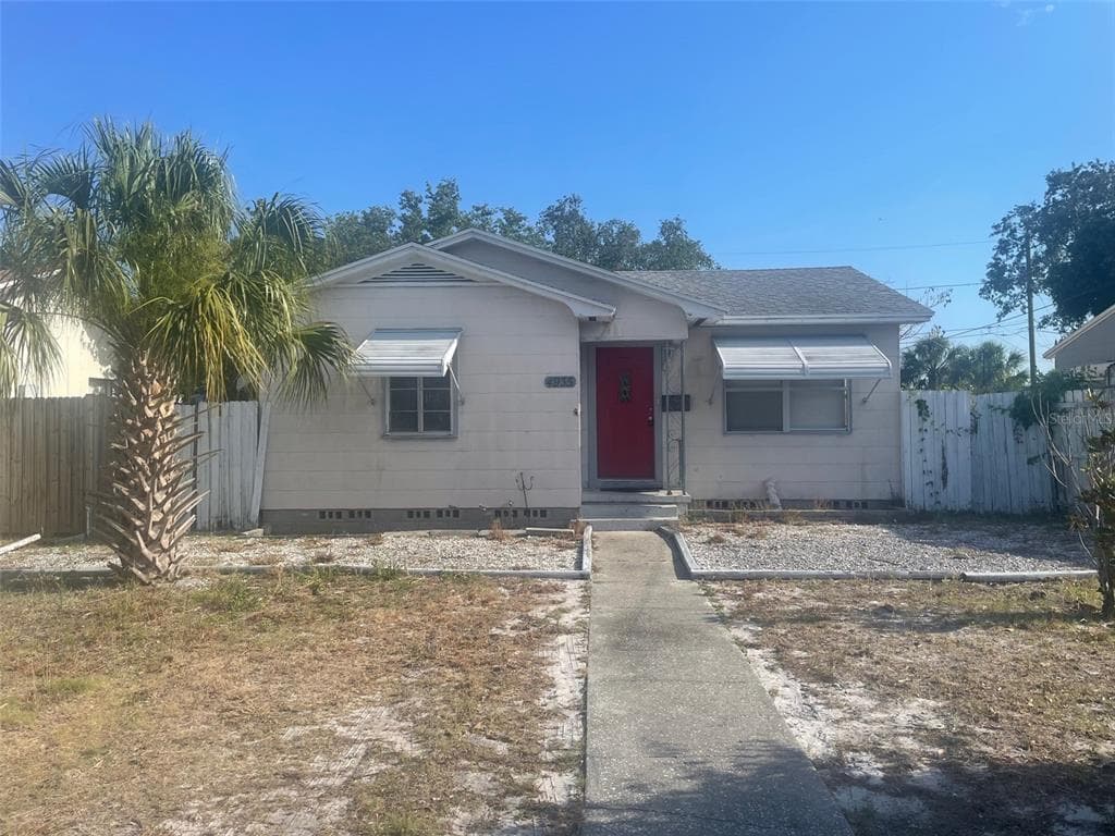 4935 EMERSON AVENUE S ST PETERSBURG, FL 33707