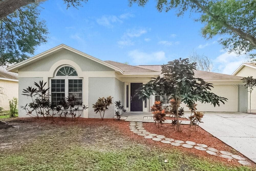 1808 RUDDER DRIVE VALRICO, FL 33594