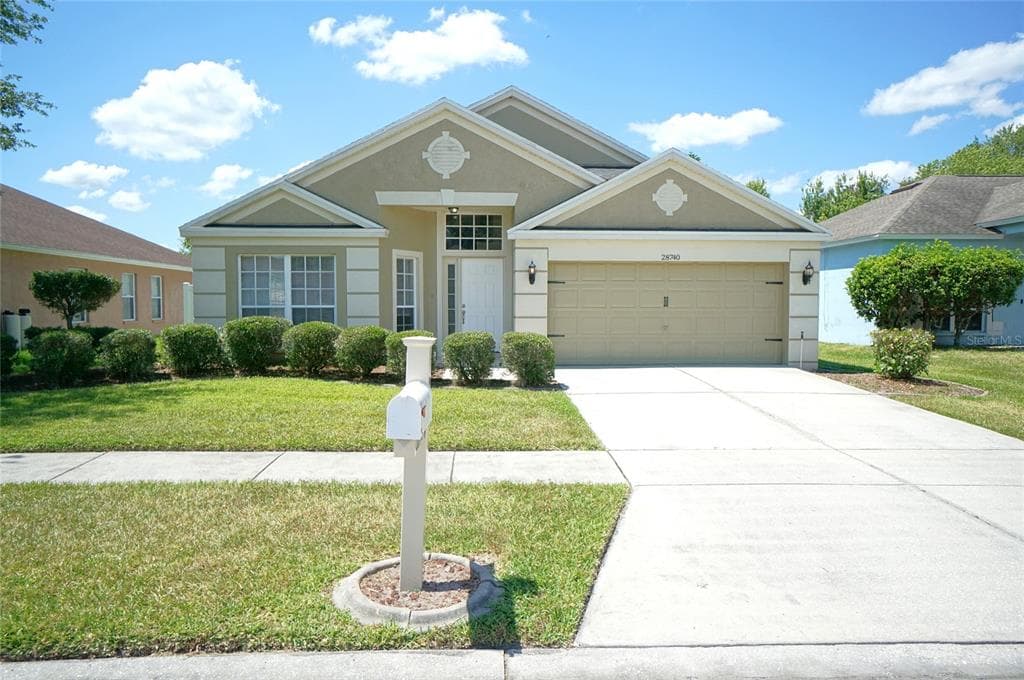 28740 RAINDANCE AVENUE WESLEY CHAPEL, FL 33543