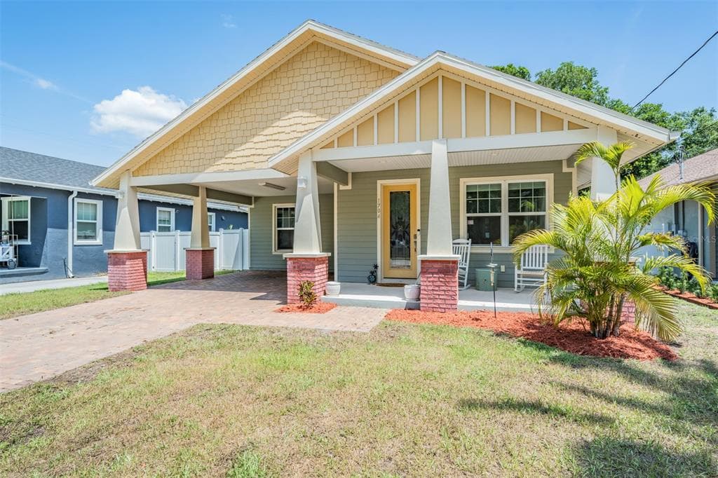 1704 E DIANA STREET TAMPA, FL 33610