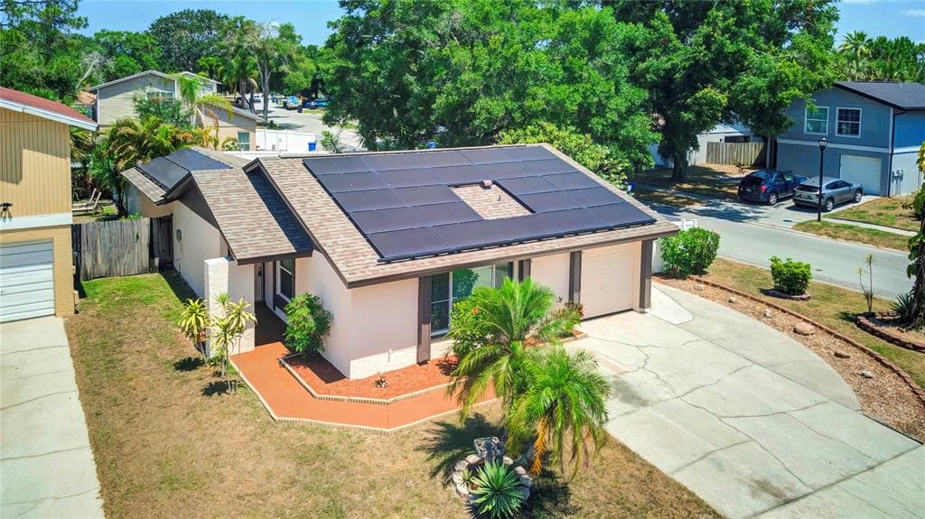5001 DOLLARWAY COURT TAMPA, FL 33624