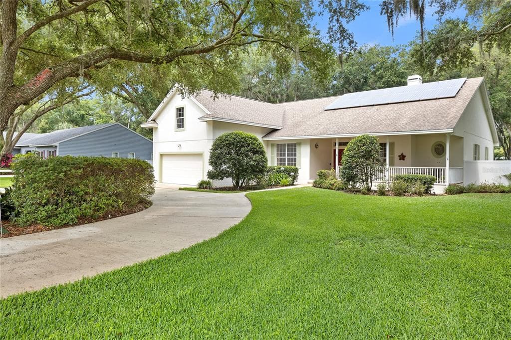 6207 FORESTWOOD DRIVE W LAKELAND, FL 33811