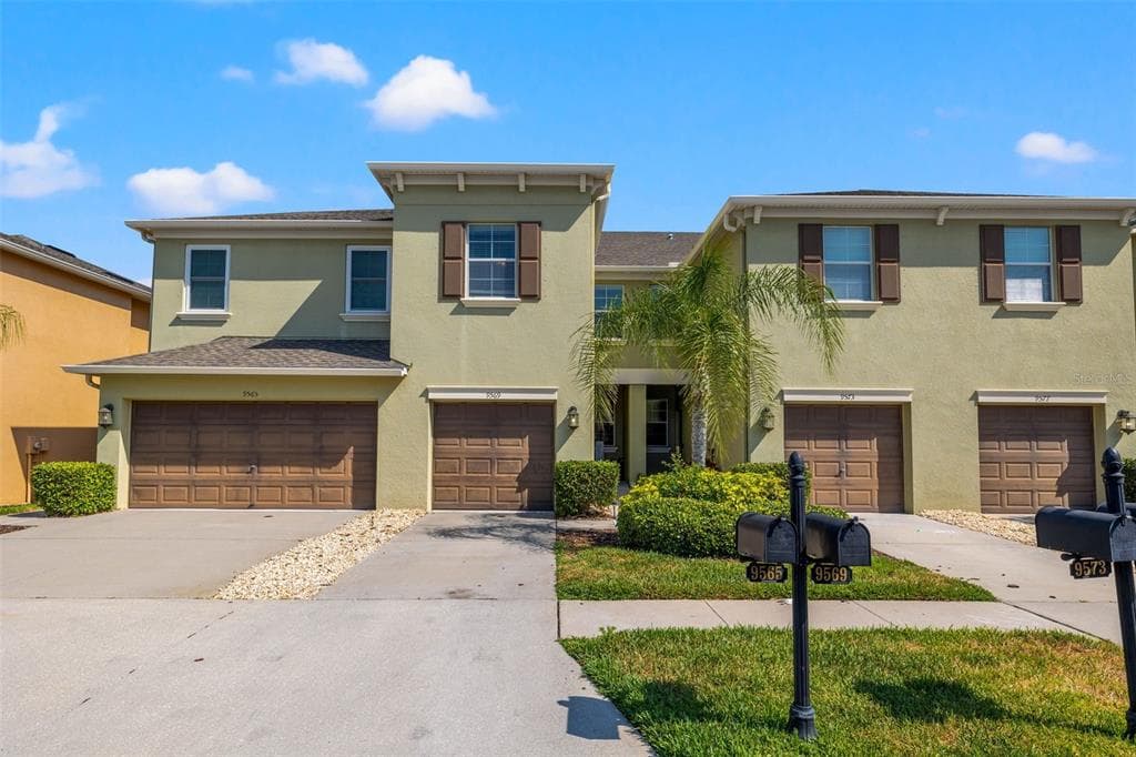 9569 TRUMPET VINE LOOP TRINITY, FL 34655