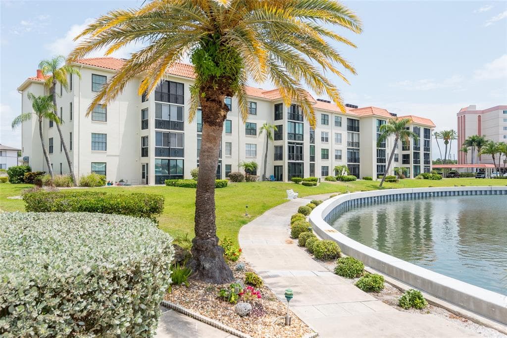 19029 US HIGHWAY 19 N UNIT 8-21 CLEARWATER, FL 33764