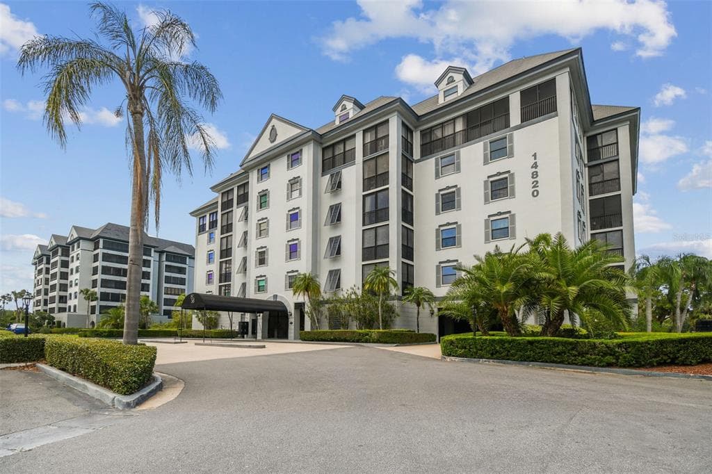 14820 RUE DE BAYONNE UNIT 206 CLEARWATER, FL 33762