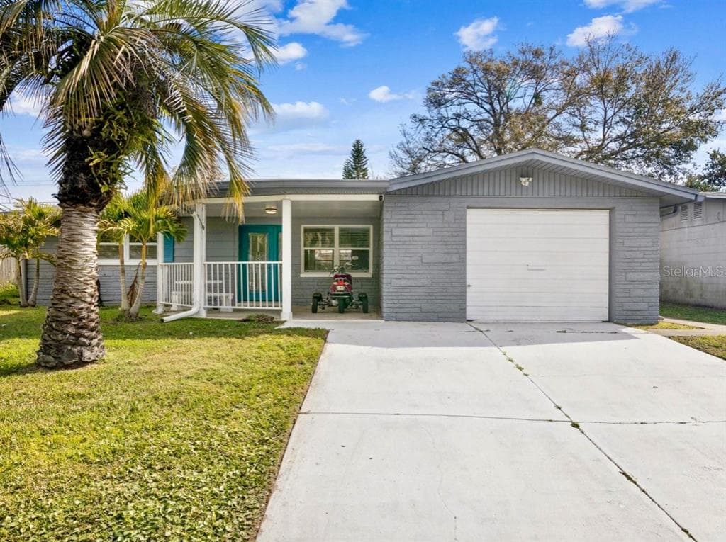 2036 LYRA DRIVE HOLIDAY, FL 34690