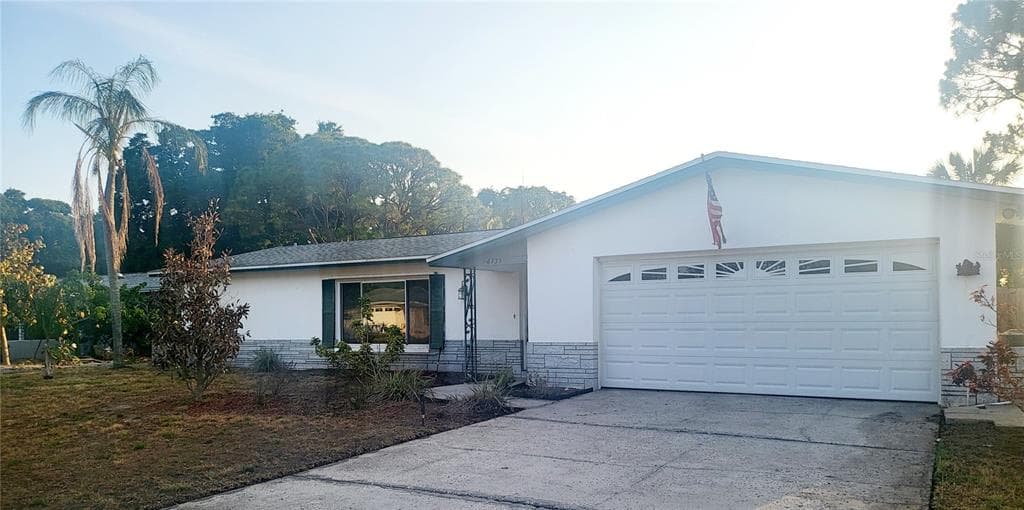 6735 14TH STREET S ST PETERSBURG, FL 33705