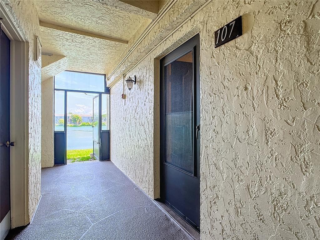 11485 OAKHURST ROAD UNIT -107 LARGO, FL 33774