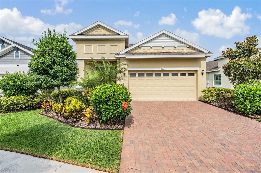 6228 SEA AMBER LANE APOLLO BEACH, FL 33572
