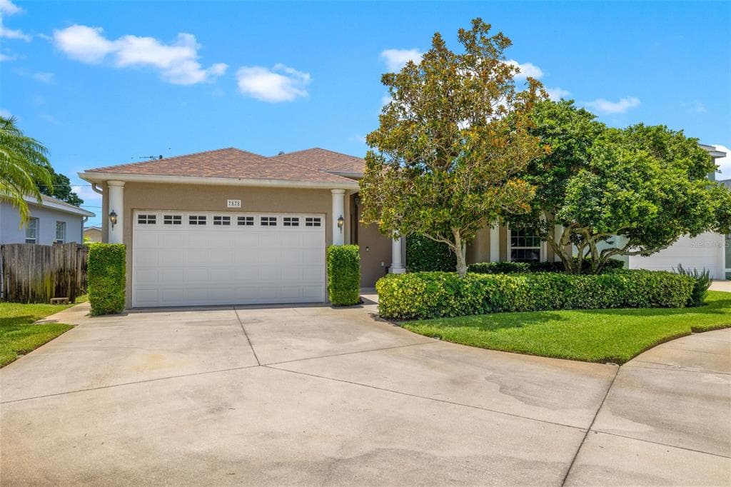 7878 40TH TERRACE N ST PETERSBURG, FL 33709