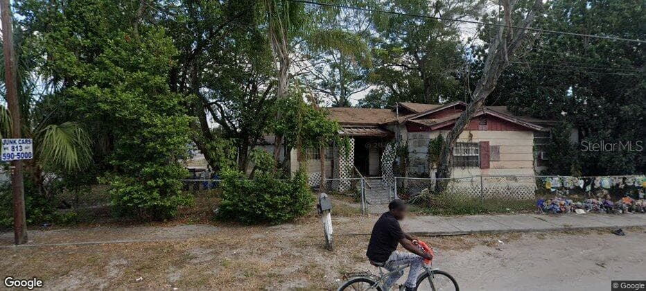 3217 N 49TH STREET TAMPA, FL 33605
