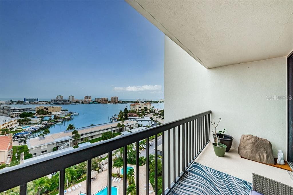 400 ISLAND WAY UNIT 1103 CLEARWATER, FL 33767