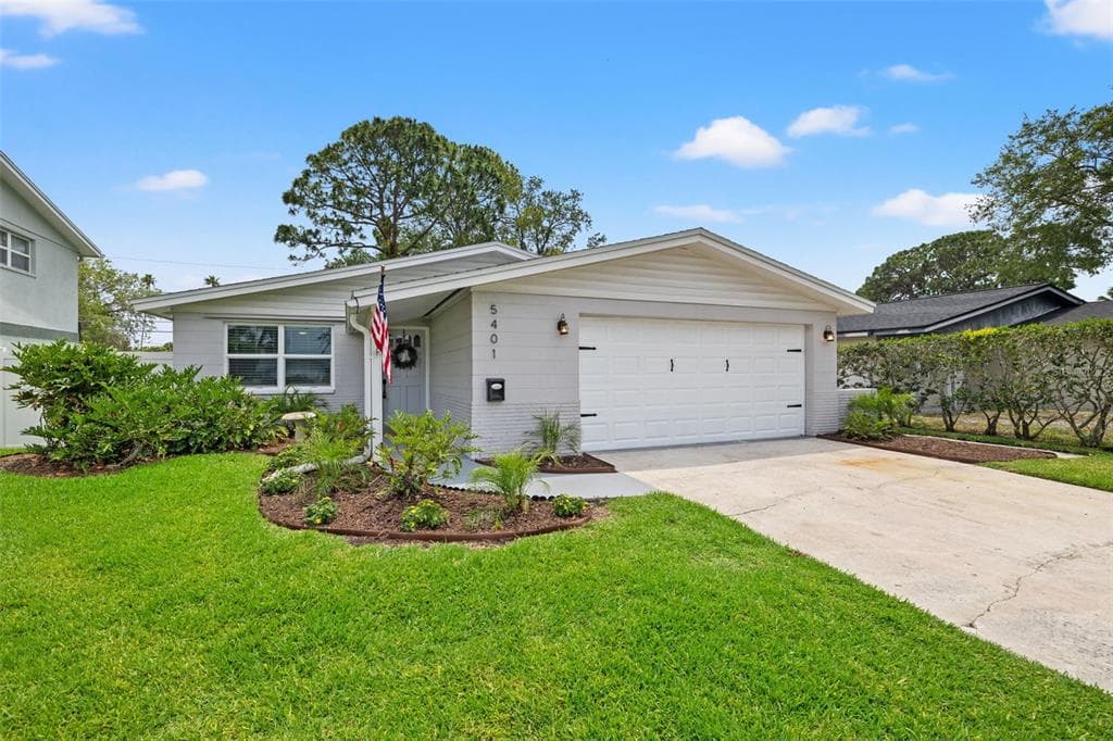 5401 DENVER STREET NE ST PETERSBURG, FL 33703