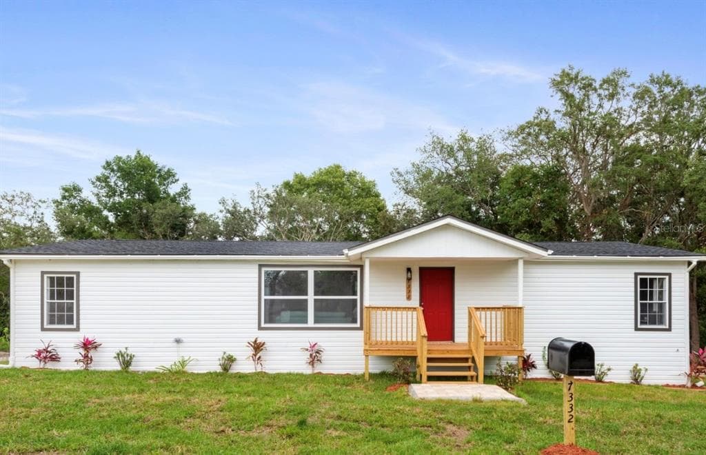 7332 WESTVIEW COURT WEEKI WACHEE, FL 34613