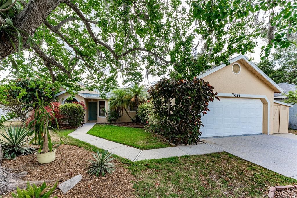 7627 37TH STREET CIRCLE E SARASOTA, FL 34243