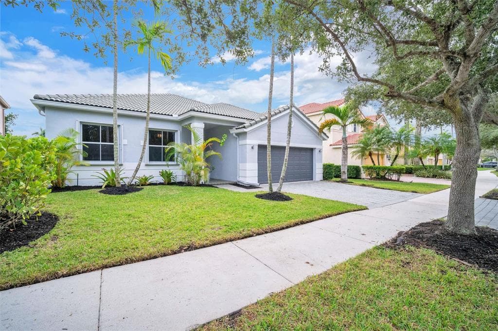 796 TULIP CIRCLE WESTON, FL 33327