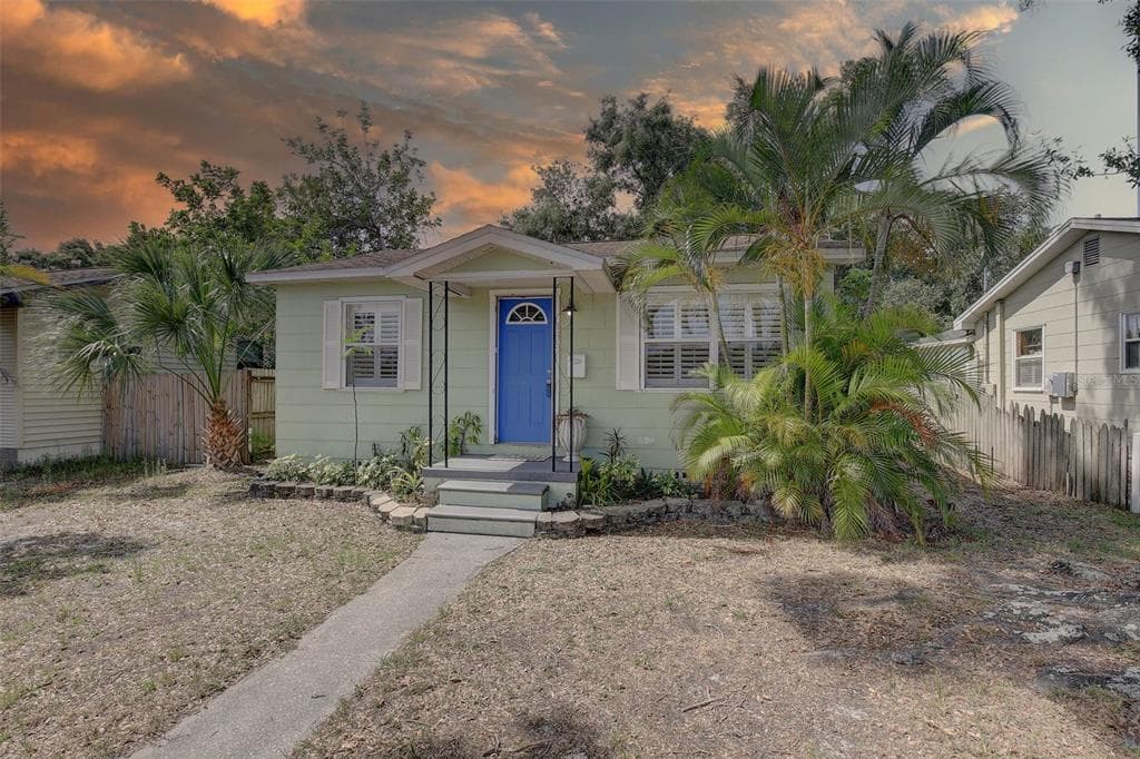 486 49TH AVENUE N ST PETERSBURG, FL 33703