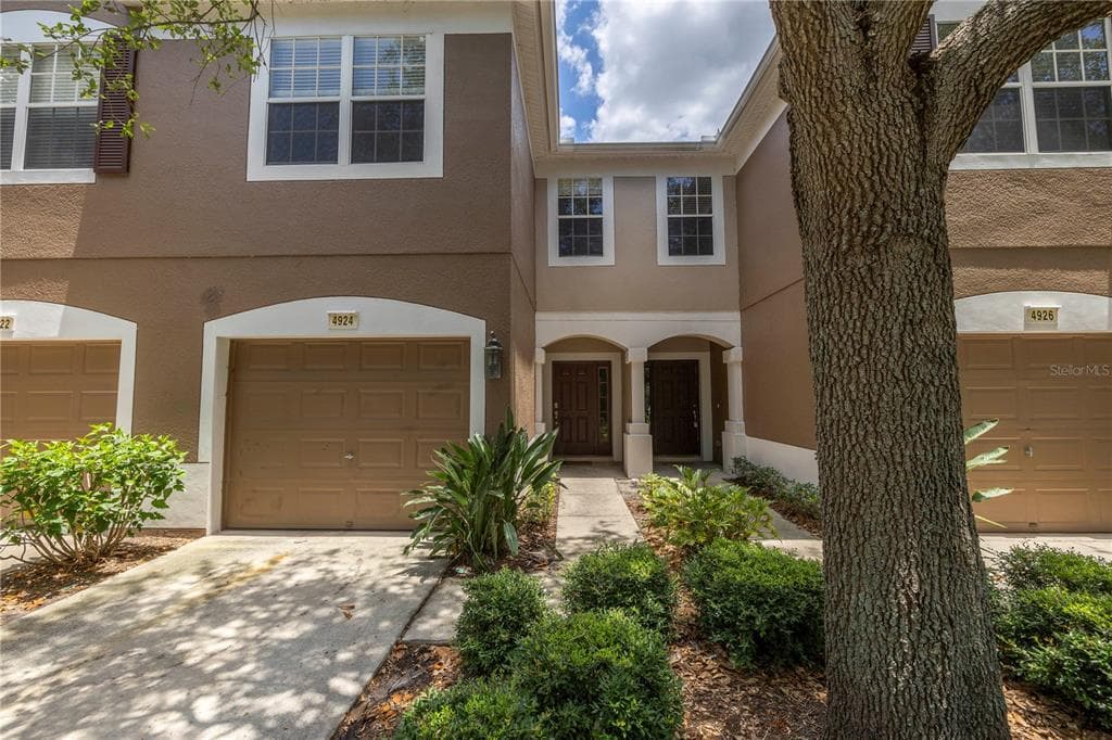 4924 CHATHAM GATE DRIVE RIVERVIEW, FL 33578