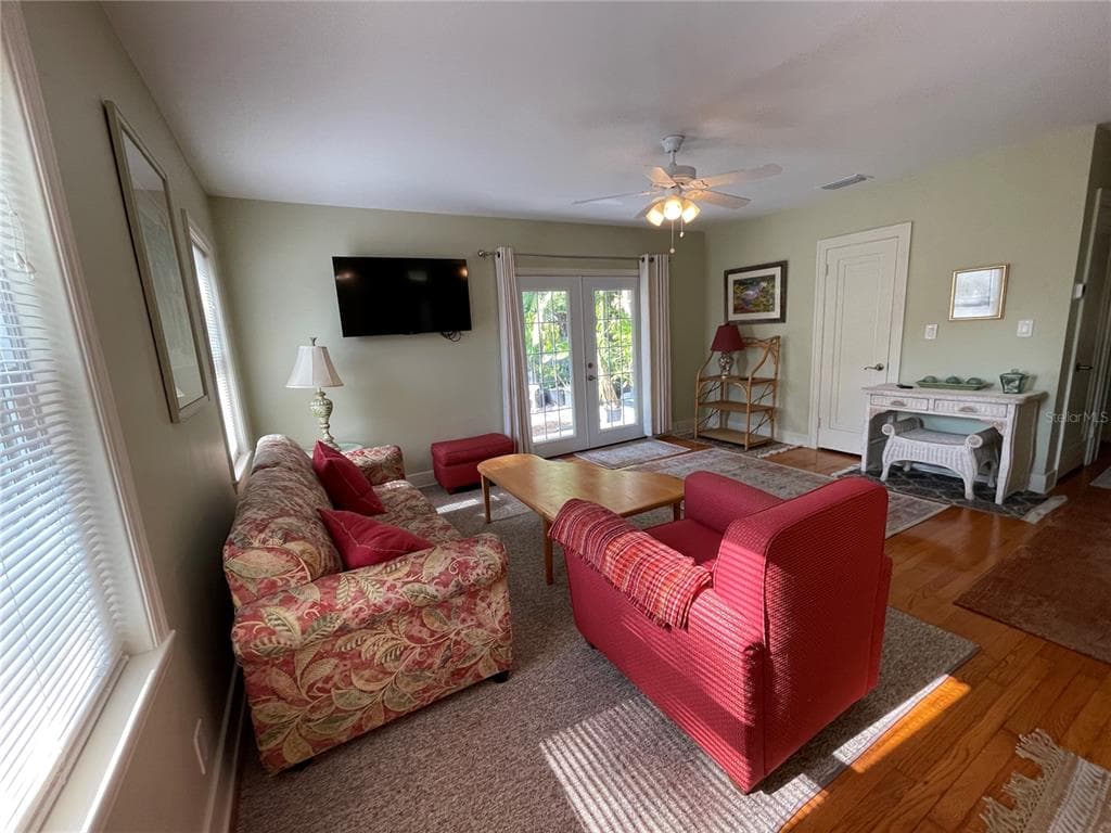 2702 50TH STREET S GULFPORT, FL 33707