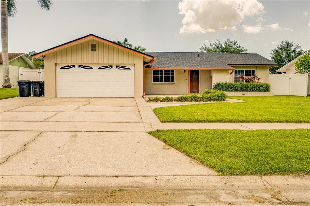 6398 WOODLAND BOULEVARD N PINELLAS PARK, FL 33781
