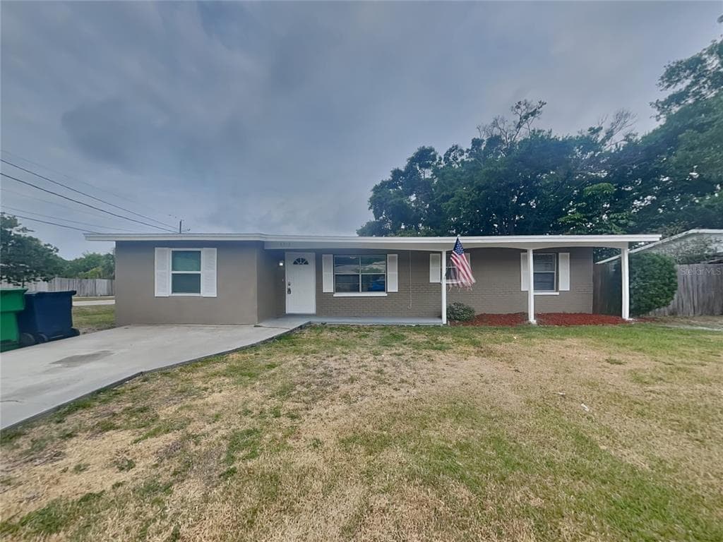 6313 S CLARK AVENUE TAMPA, FL 33616