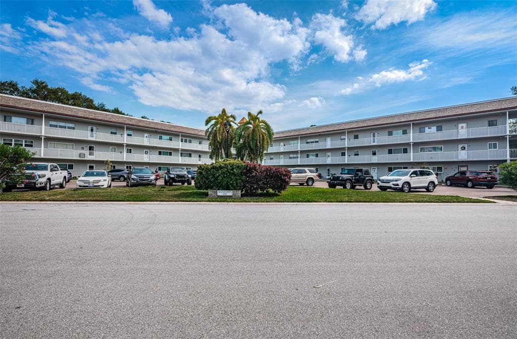 2261 SWEDISH DRIVE UNIT 19