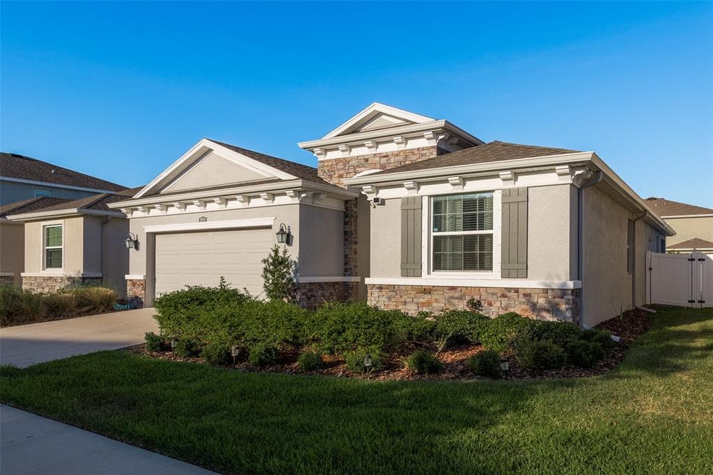 10919 KIDRON VALLEY LANE TAMPA, FL 33625