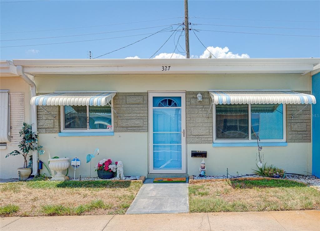 250 ROSERY ROAD NW UNIT 327 LARGO, FL 33770