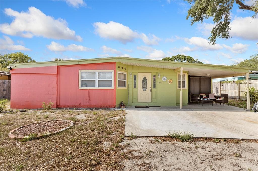 7810 PARISH PLACE TAMPA, FL 33619