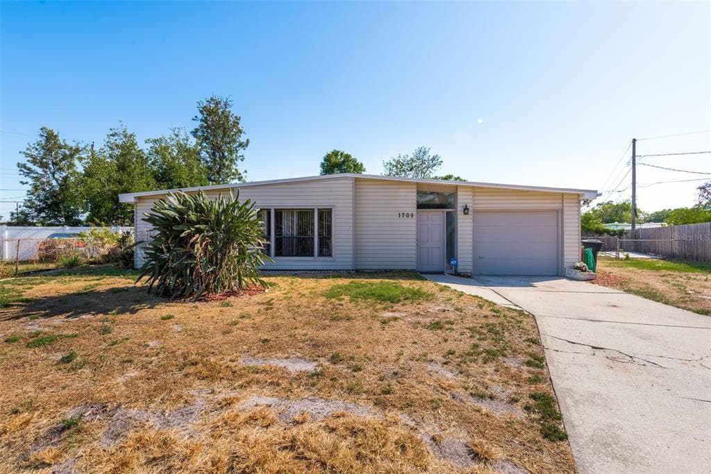 1709 CARNEGIE CIRCLE