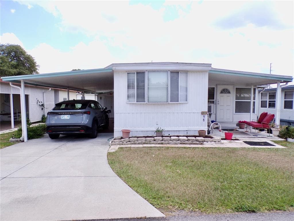 38644 REMORA AVENUE ZEPHYRHILLS, FL 33542